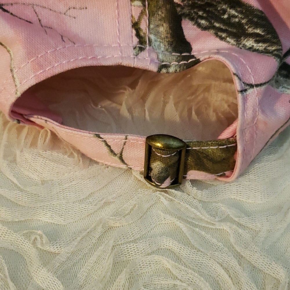 3🚨/$15 🆕️ RealTree Pink Camo hat - Picture 5 of 7
